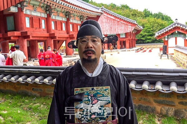 사진 / 이안사역을 맡은 오광석 무주군의회 의장_투어코리아 유지훈 기자