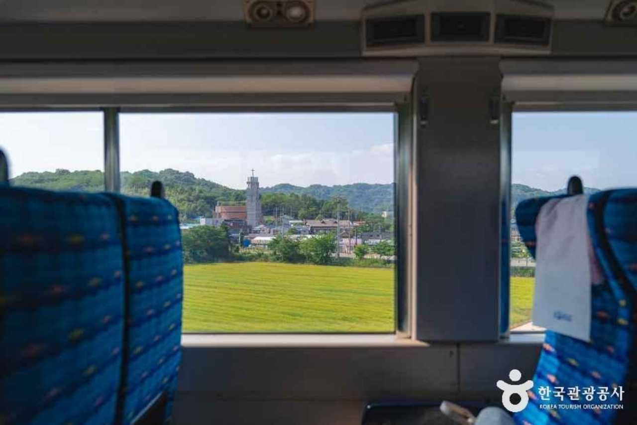 효도 관광 1티어 서해금빛열차 온돌기차 / 사진=한국관광공사