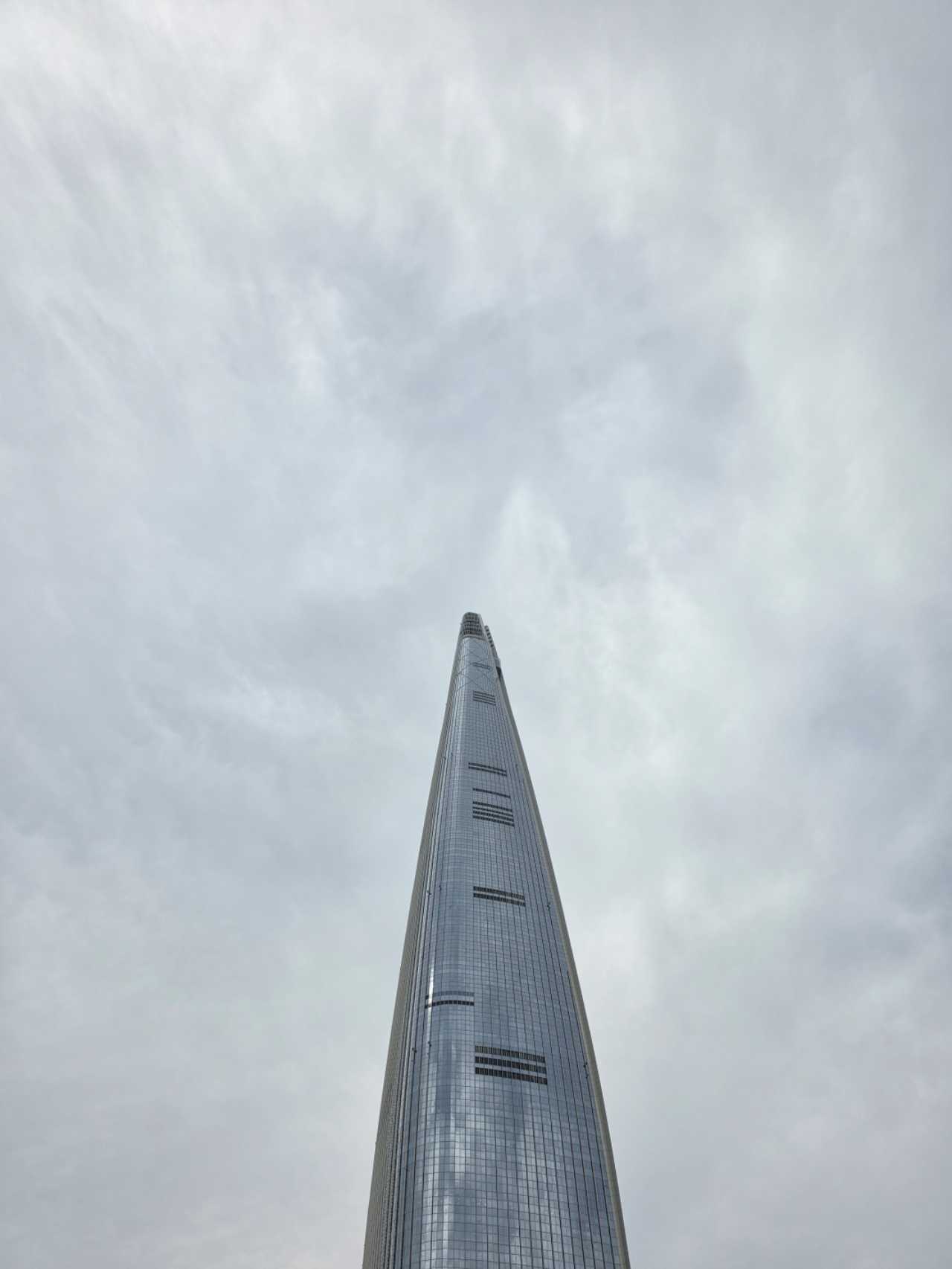 롯데월드타워와 몰, 그리고 다양한 팝업 즐기기