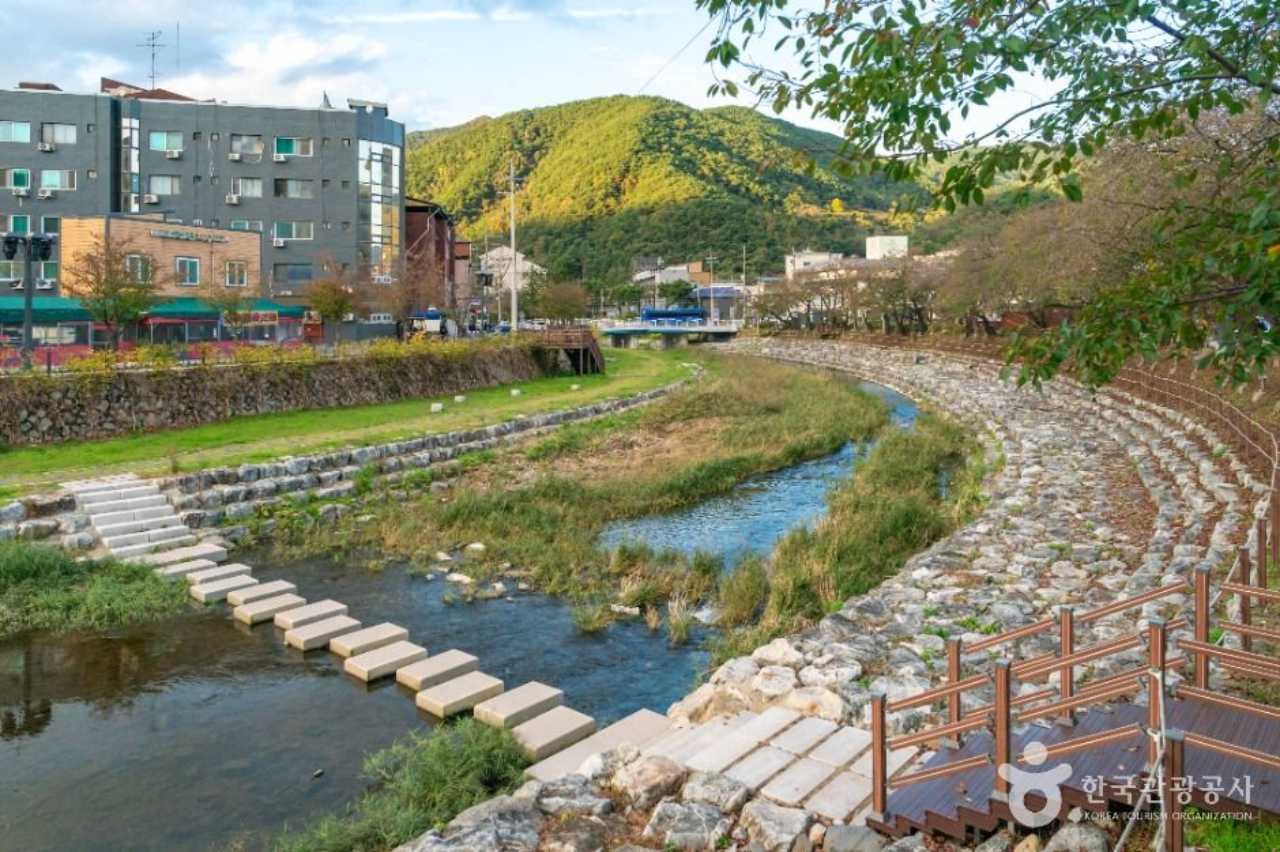 충주 수안보온천 / 사진=한국관광공사