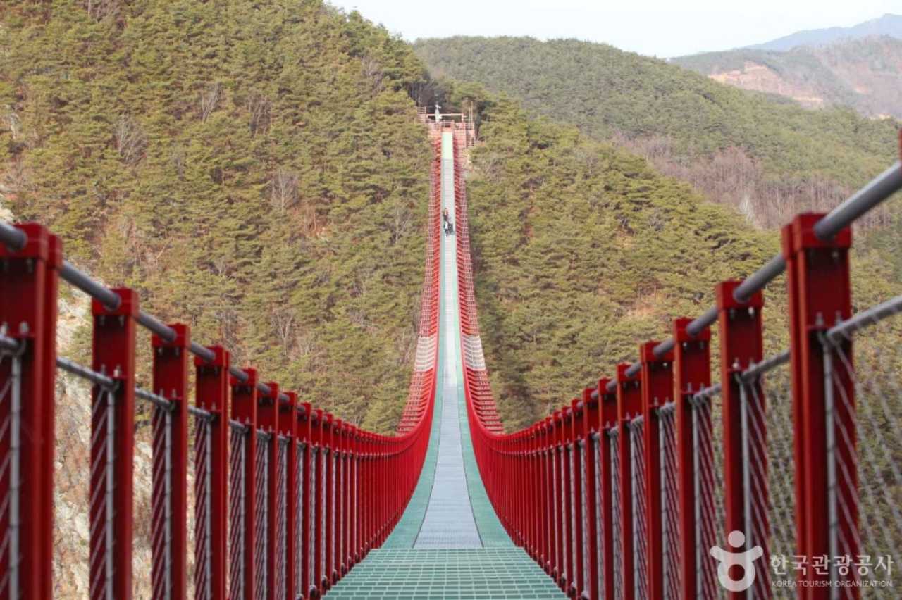 순창 쳬계산 출렁다리 여행 / 사진=한국관광공사