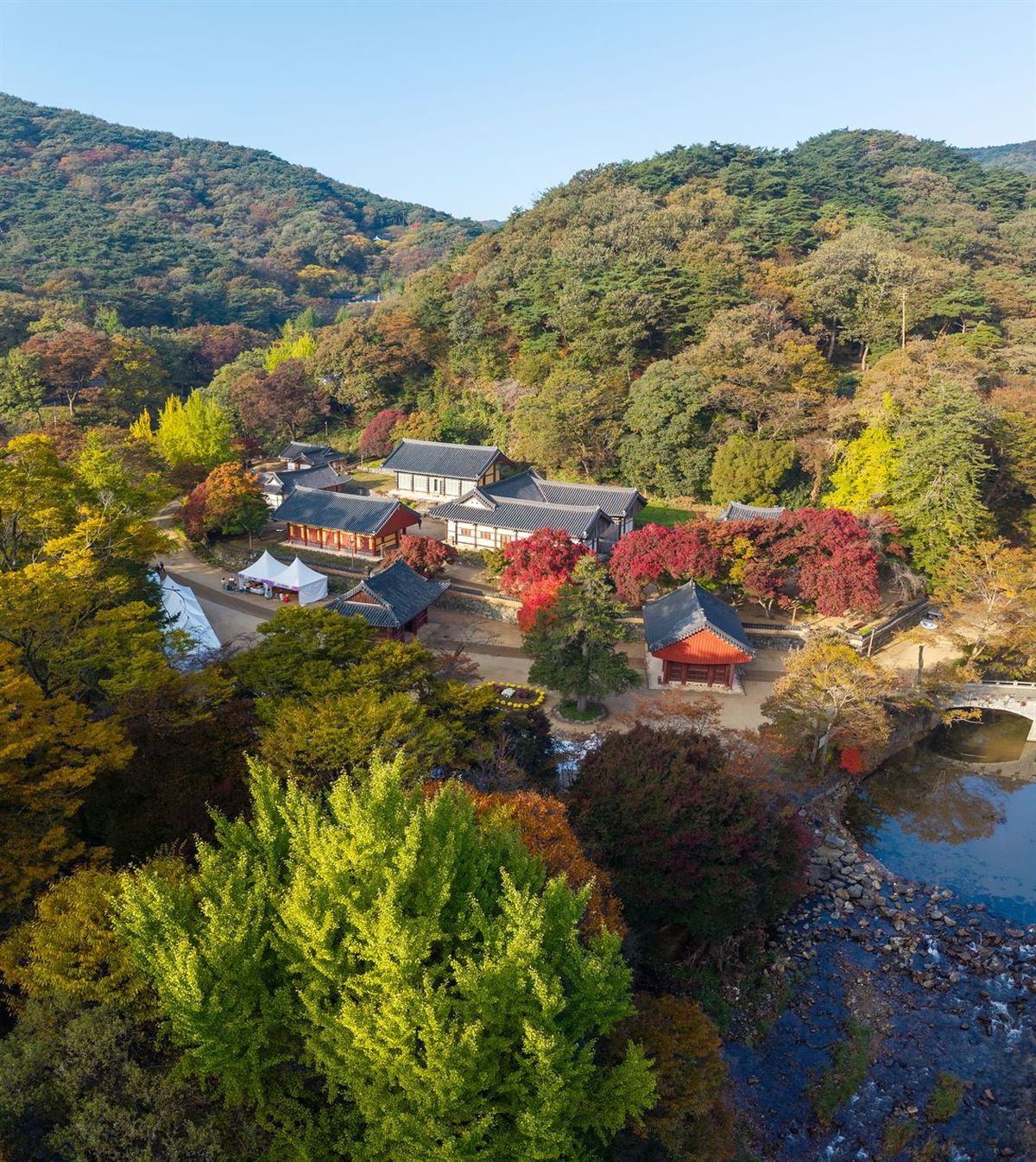 공주 마곡사 / 한국관광공사-이효직
