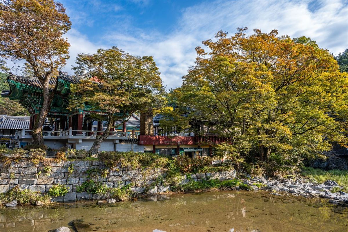 공주 마곡사 / 한국관광공사-이효직