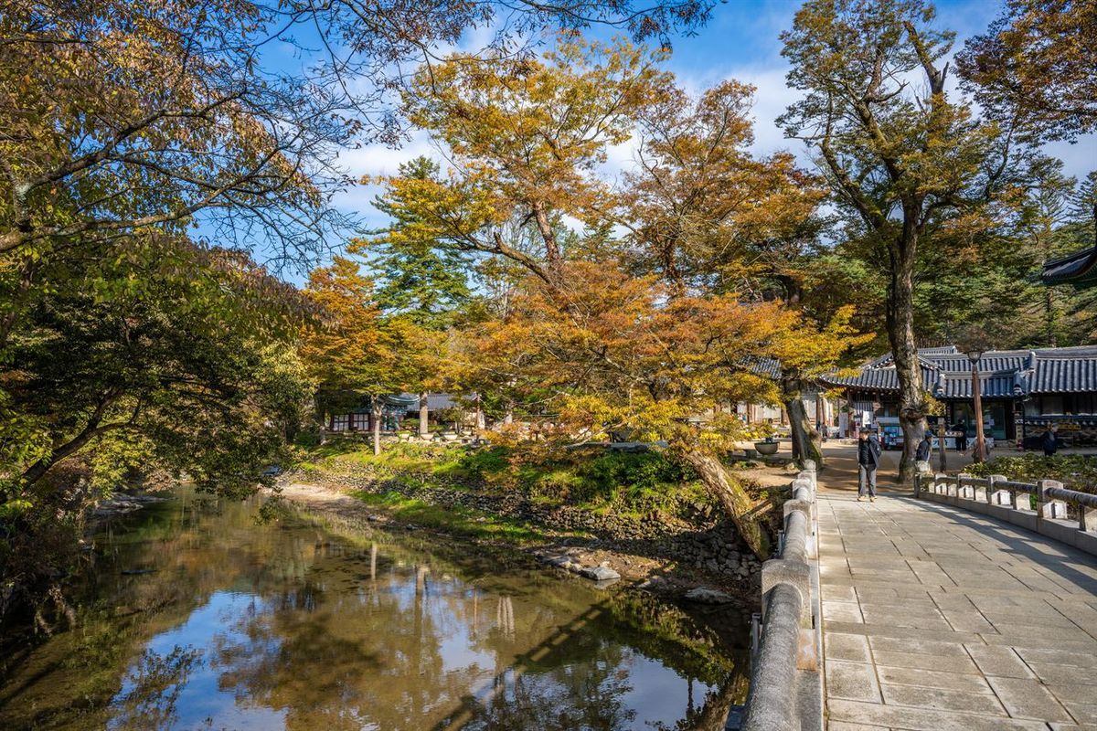 공주 마곡사 / 한국관광공사-이효직