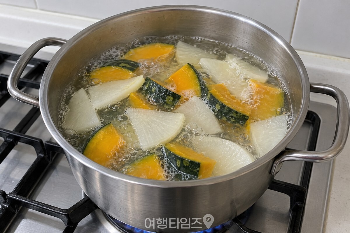 무와 단호박을 먼저 끓이는 냄비 / 기사 이해를 돕기 위한 생성형 이미지