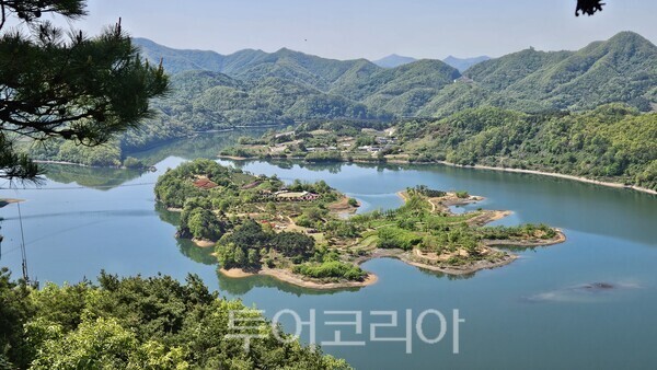 옥정호 붕어섬  ⓒ투어코리아