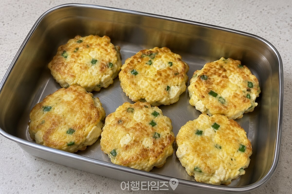 도시락 통에 담은 한입 크기 두부계란전 / 기사 이해를 돕기 위한 생성형 이미지