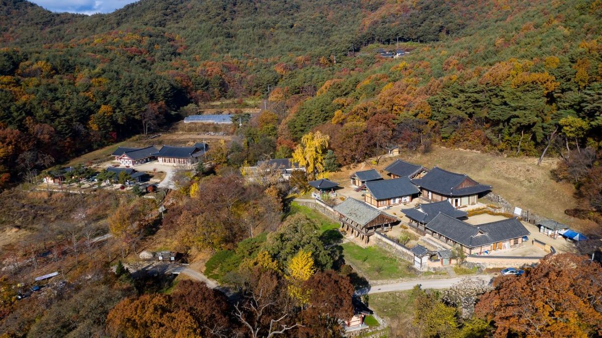 안동 봉정사 / 한국관광공사-디엔에이스튜디오